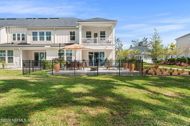 135 OAK PARK Drive, St. Johns, FL 32259