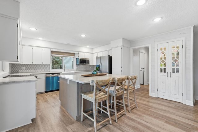 107 Crossbow Place, Fairfield Bay, AR 72088