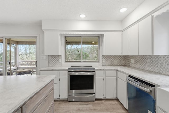 107 Crossbow Place, Fairfield Bay, AR 72088