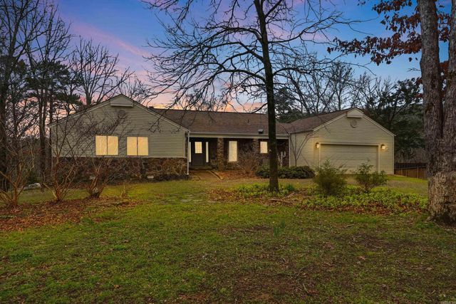 107 Crossbow Place, Fairfield Bay, AR 72088