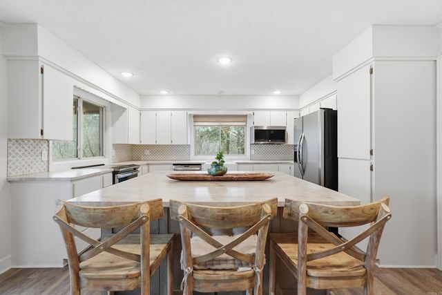 107 Crossbow Place, Fairfield Bay, AR 72088