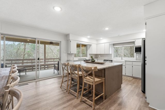 107 Crossbow Place, Fairfield Bay, AR 72088