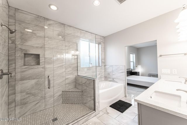 2919 E Monroe Street, Phoenix, AZ 85034