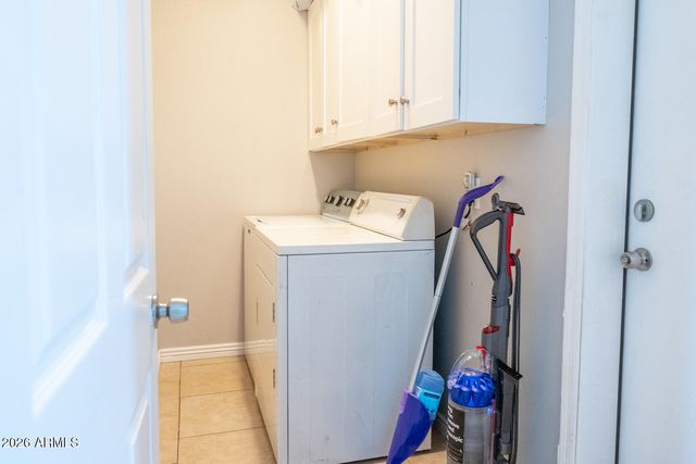 2919 E Monroe Street, Phoenix, AZ 85034