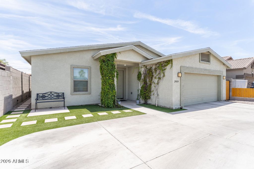 2919 E Monroe Street, Phoenix, AZ 85034