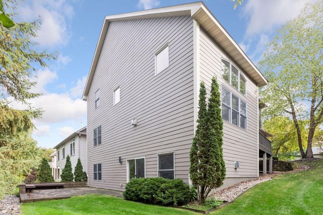 6484 Ivy Way, Edina, MN 55436
