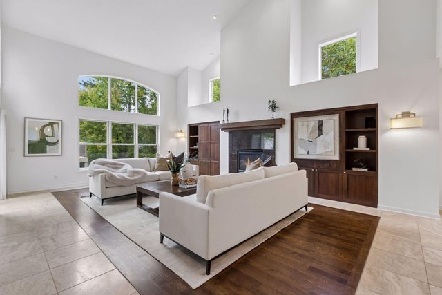 6484 Ivy Way, Edina, MN 55436