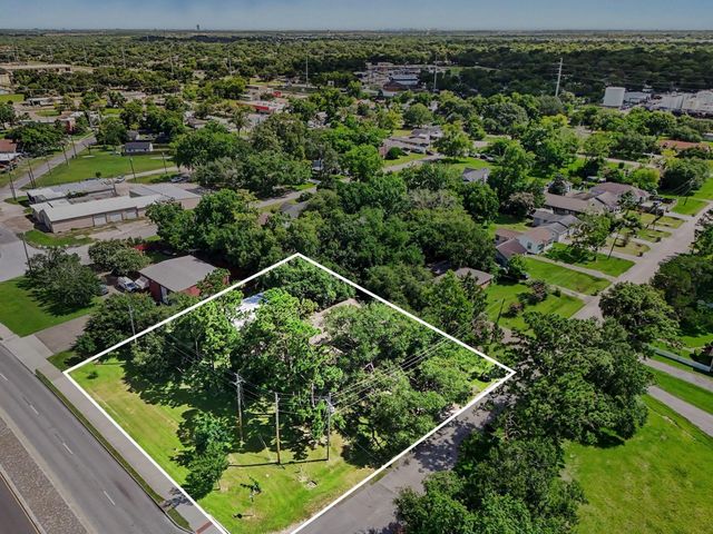 2917 48th Street, Dickinson, TX 77539