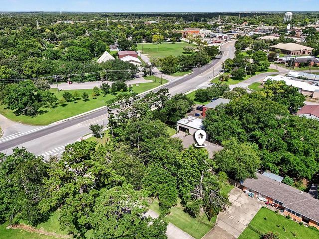 2917 48th Street, Dickinson, TX 77539