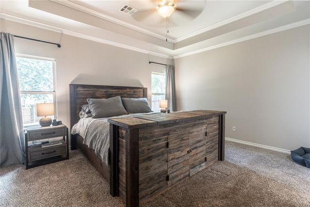 2316 Tuscan Lane, Edmond, OK 73034