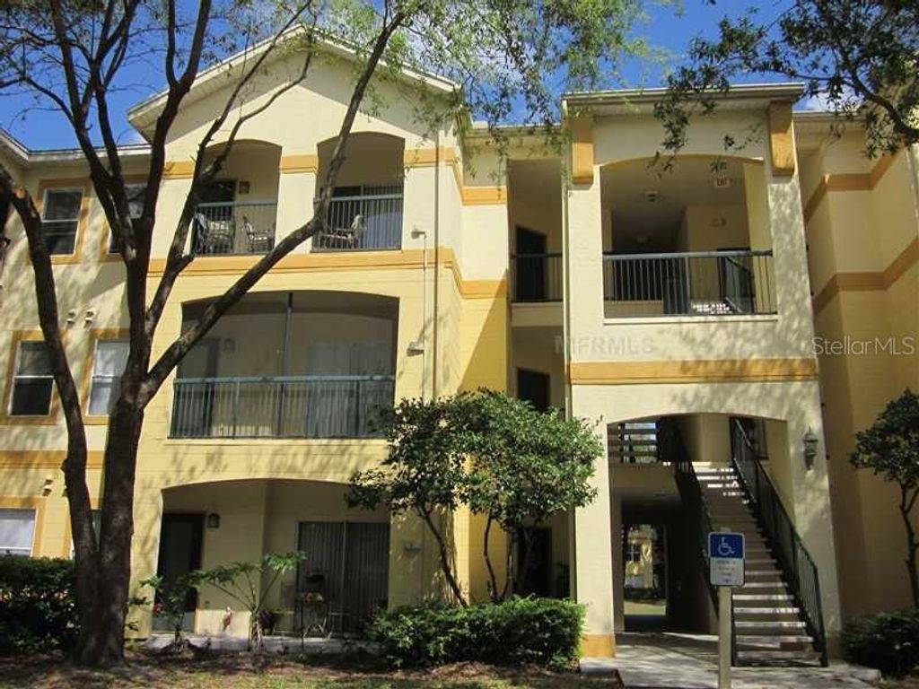 5612 PINNACLE HEIGHTS CIRCLE 306, Tampa, FL 33624