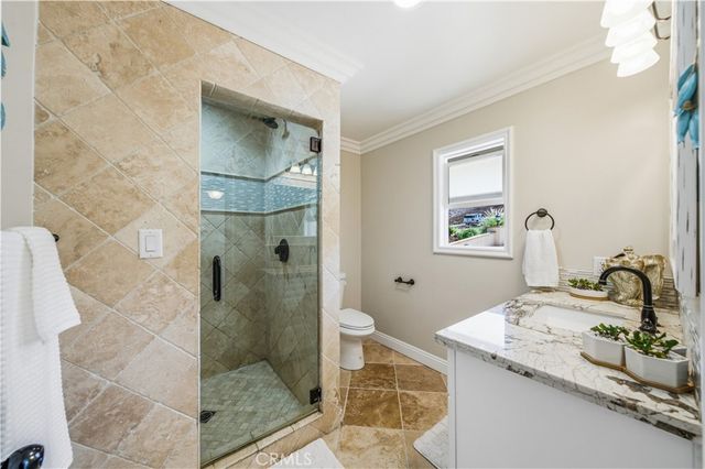 30990 Blackhorse Drive, Canyon Lake, CA 92587