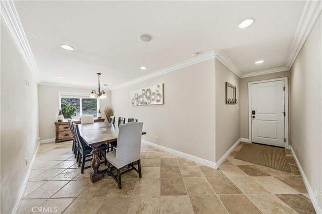 30990 Blackhorse Drive, Canyon Lake, CA 92587