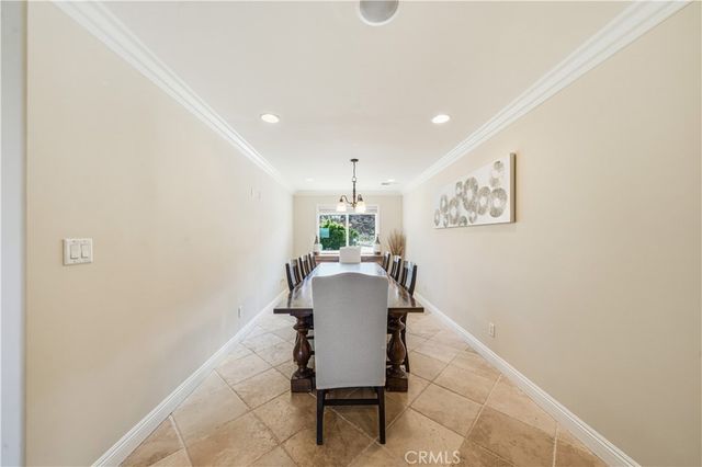 30990 Blackhorse Drive, Canyon Lake, CA 92587