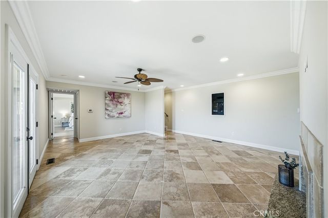30990 Blackhorse Drive, Canyon Lake, CA 92587