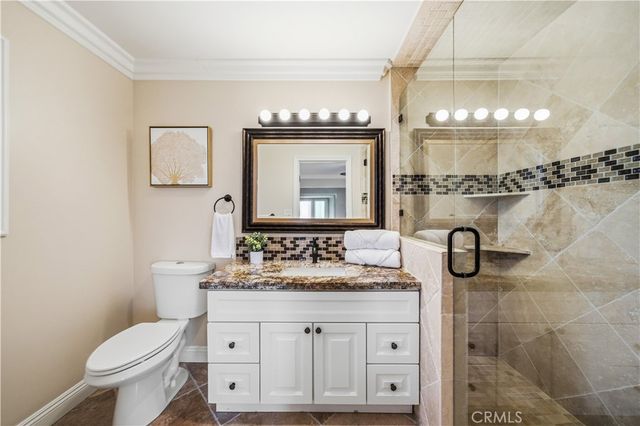30990 Blackhorse Drive, Canyon Lake, CA 92587