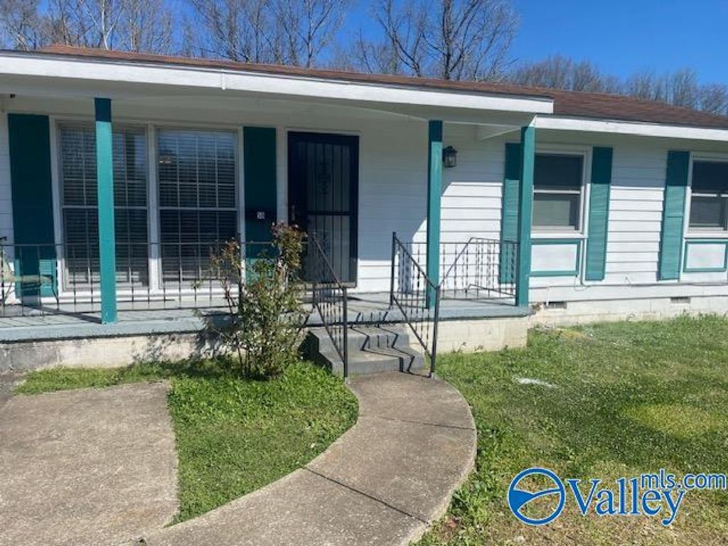 50 Rainbow City Drive, Florence, AL 35633