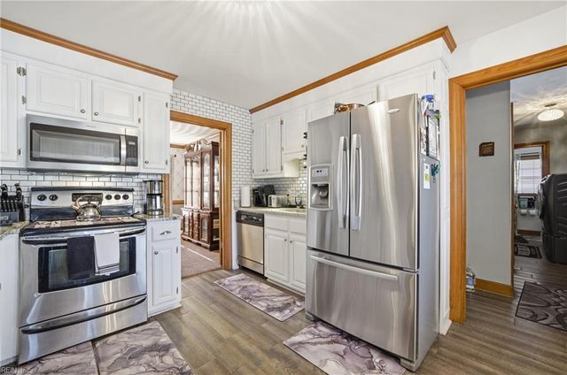 4108 Lakeview DR, Chesapeake, VA 23323