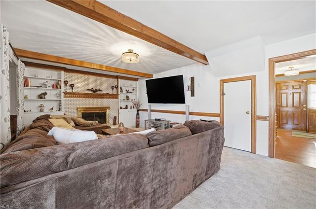 4108 Lakeview DR, Chesapeake, VA 23323