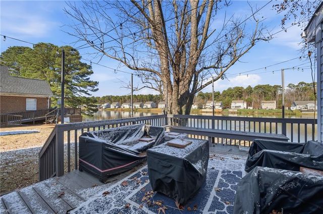 4108 Lakeview DR, Chesapeake, VA 23323