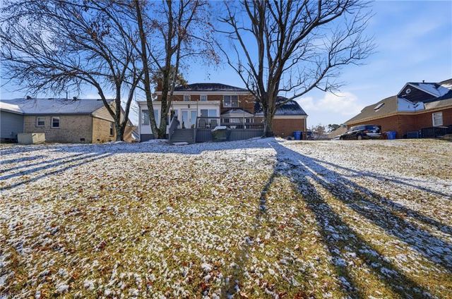 4108 Lakeview DR, Chesapeake, VA 23323