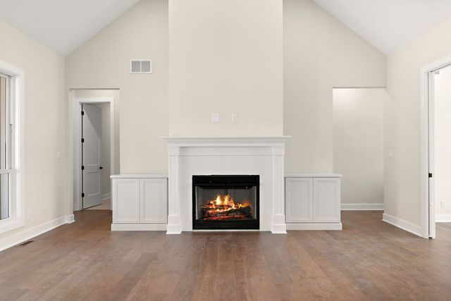 493 Stonebridge Parkway, Valparaiso, IN 46383