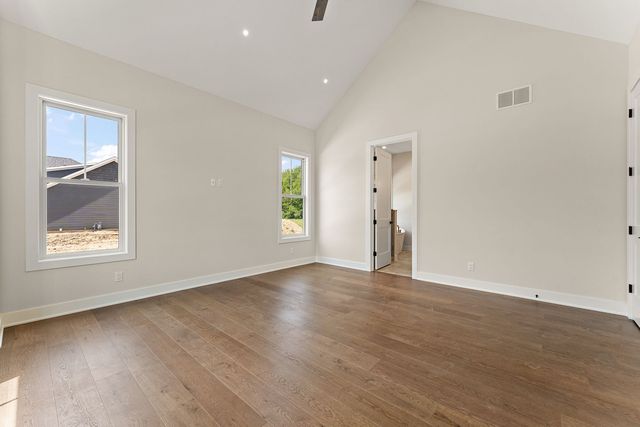493 Stonebridge Parkway, Valparaiso, IN 46383