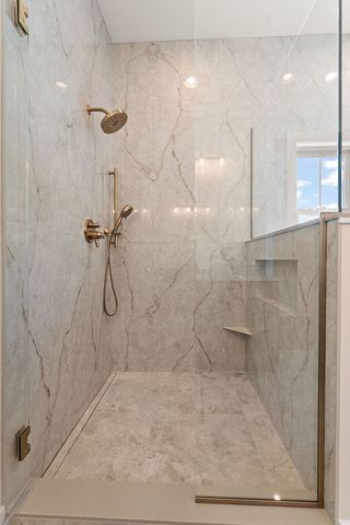 493 Stonebridge Parkway, Valparaiso, IN 46383
