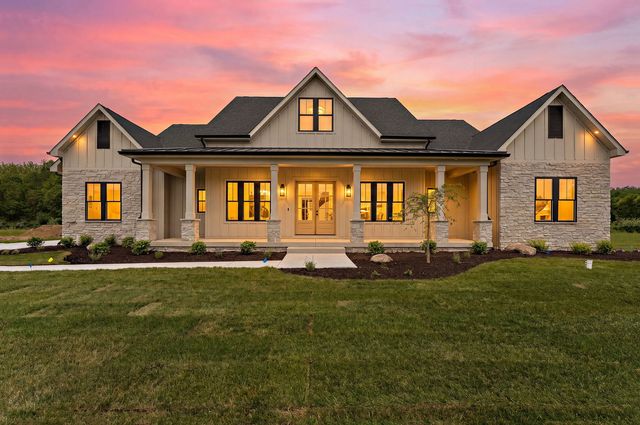 493 Stonebridge Parkway, Valparaiso, IN 46383