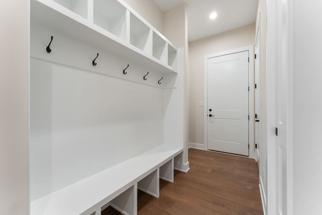493 Stonebridge Parkway, Valparaiso, IN 46383