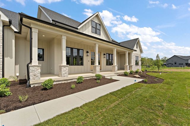 493 Stonebridge Parkway, Valparaiso, IN 46383