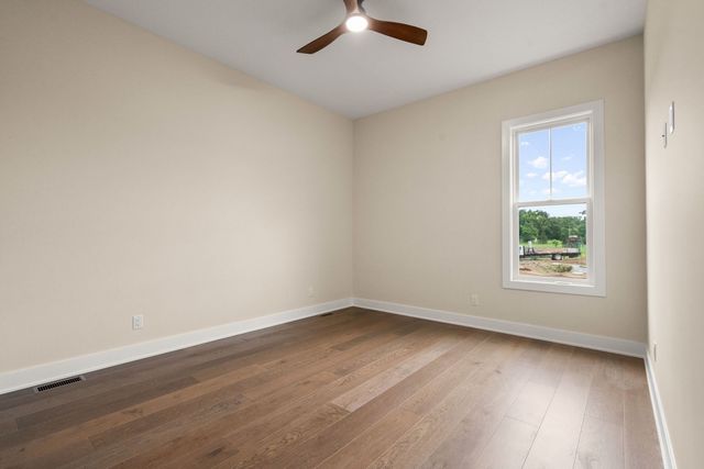 493 Stonebridge Parkway, Valparaiso, IN 46383