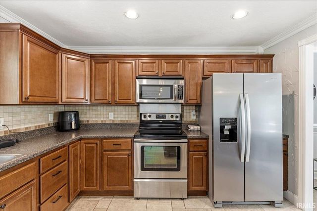 1212 Logan Avenue, Lafayette, IN 47905