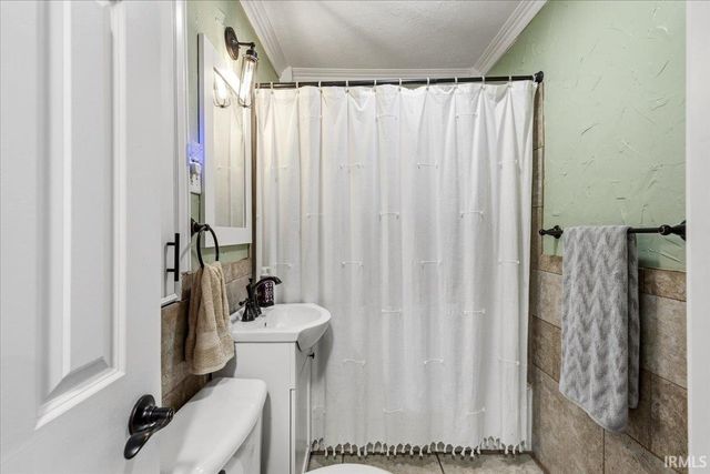 1212 Logan Avenue, Lafayette, IN 47905
