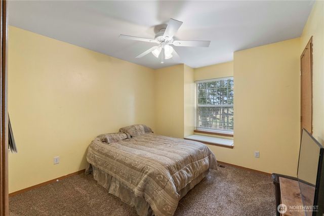 15040 129th Lane SE, Yelm, WA 98597