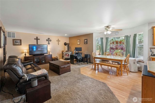 15040 129th Lane SE, Yelm, WA 98597