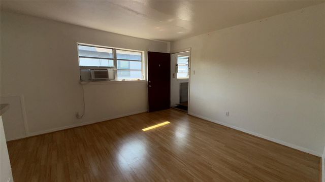 1906 Binz Street 05, Houston, TX 77004