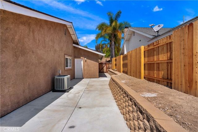 2145 Camino De Las Palmas, Lemon Grove, CA 91945