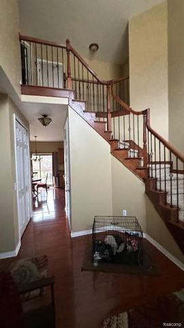 30194 Kimberly Court, Farmington Hills, MI 48336