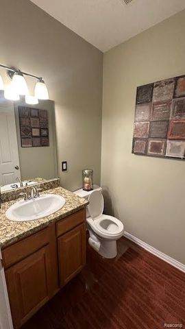 30194 Kimberly Court, Farmington Hills, MI 48336