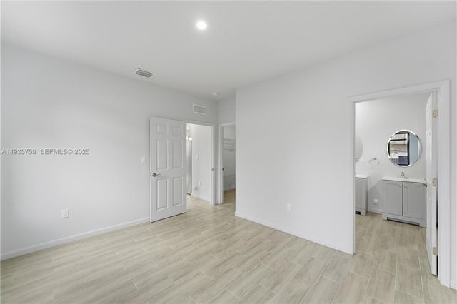 1393 NW 31st St A, Miami, FL 33142