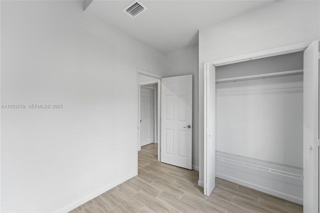 1393 NW 31st St A, Miami, FL 33142