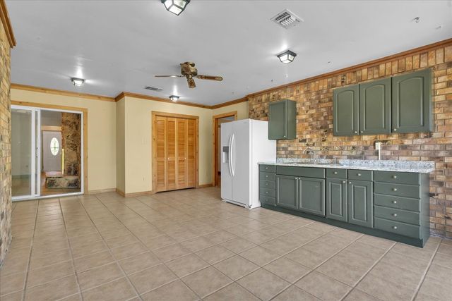 1900 S Duncanville Road, Ovilla, TX 75154