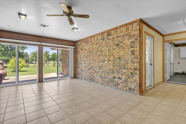 1900 S Duncanville Road, Ovilla, TX 75154