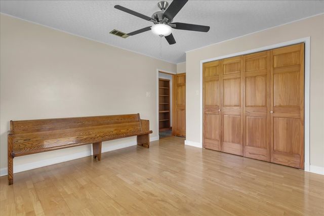 1900 S Duncanville Road, Ovilla, TX 75154