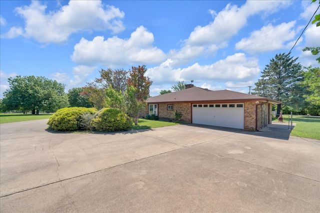 1900 S Duncanville Road, Ovilla, TX 75154