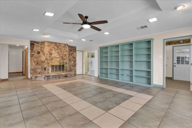 1900 S Duncanville Road, Ovilla, TX 75154