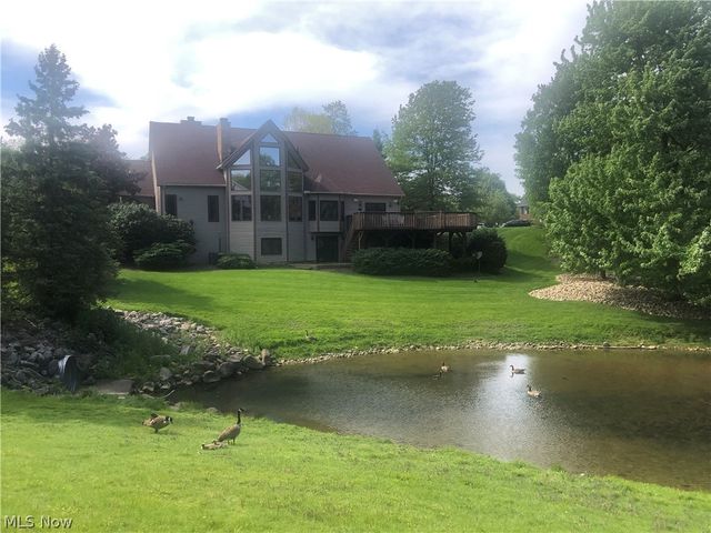 8135 Thackeray Court, Broadview Heights, OH 44147