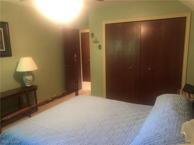 8135 Thackeray Court, Broadview Heights, OH 44147