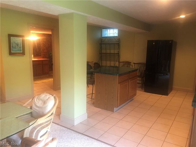 8135 Thackeray Court, Broadview Heights, OH 44147